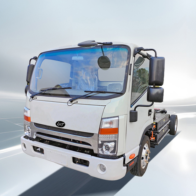 China Factory Truck 15 Ton Electric Chassis Required for Efficient Cold Chain Transportation.