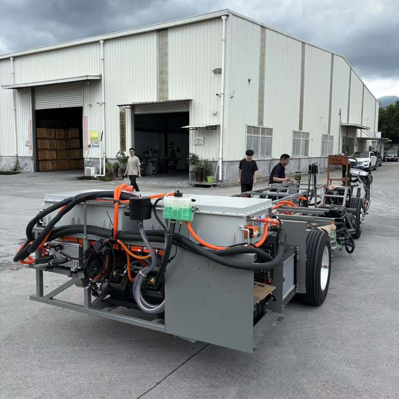 China Factory 8m Electric Luxury City Commuter Bus Chassis Coach Chassis