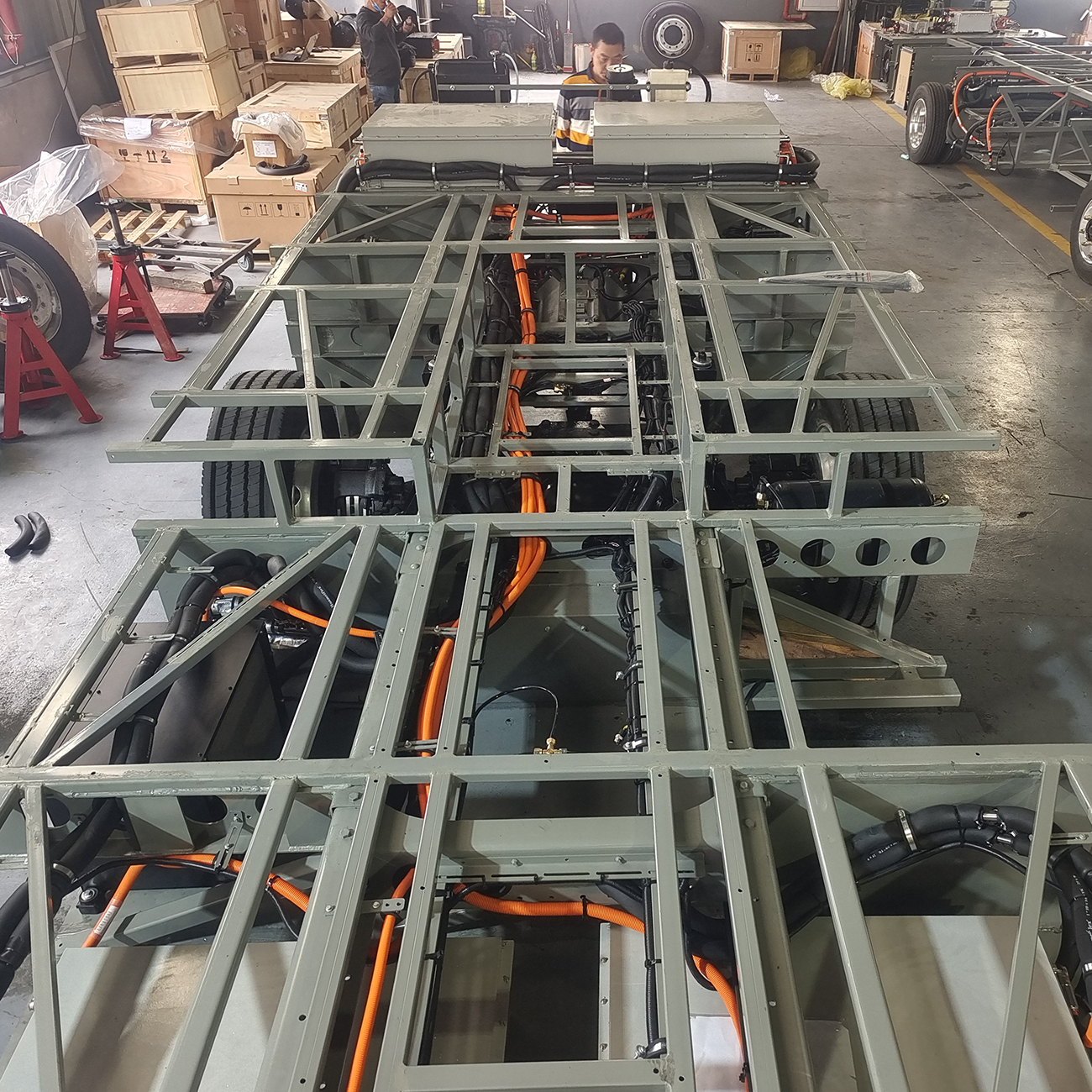 China Factory 9m Electric Luxury City Commuter Bus Chassis Coach Chassis