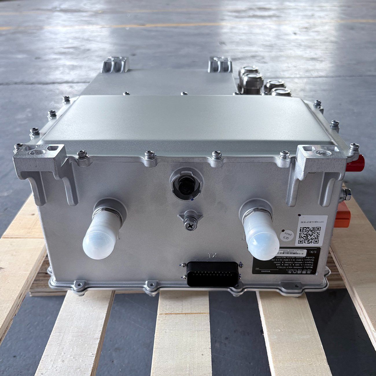 China Factory The Four-in-One Dcdc Dcac Controller Integrated Power Supply for New Energy Auto Parts Is Suitable for City Bus Coach Bus 250V-750V