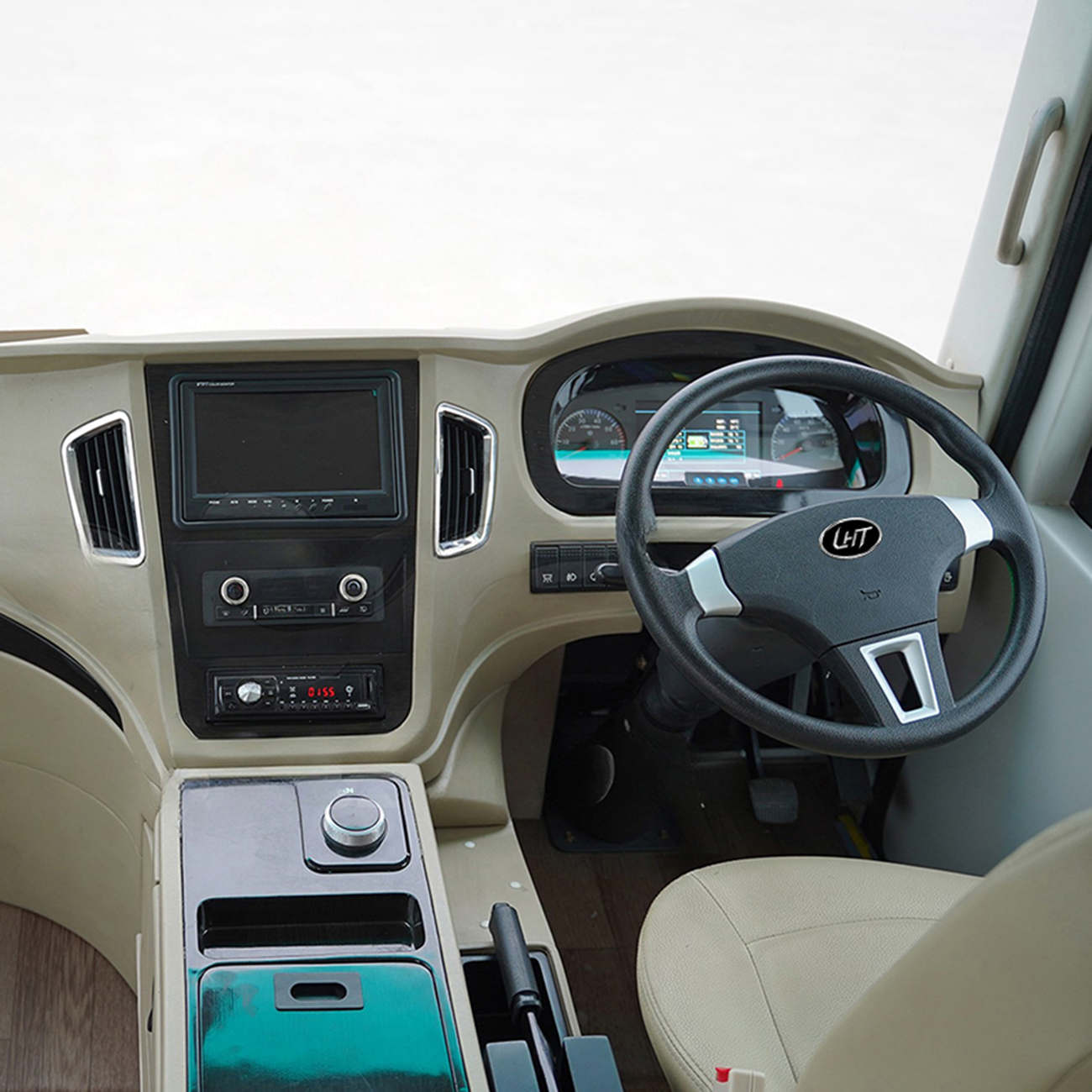 China Factory 7-9m New Energy Pure Electric School Bus Coach Bus Passenger Bus Tourist Bus Coach Bus for Sale