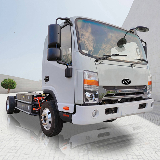 China Factory Truck 15 Ton Electric Chassis Required for Efficient Cold Chain Transportation.