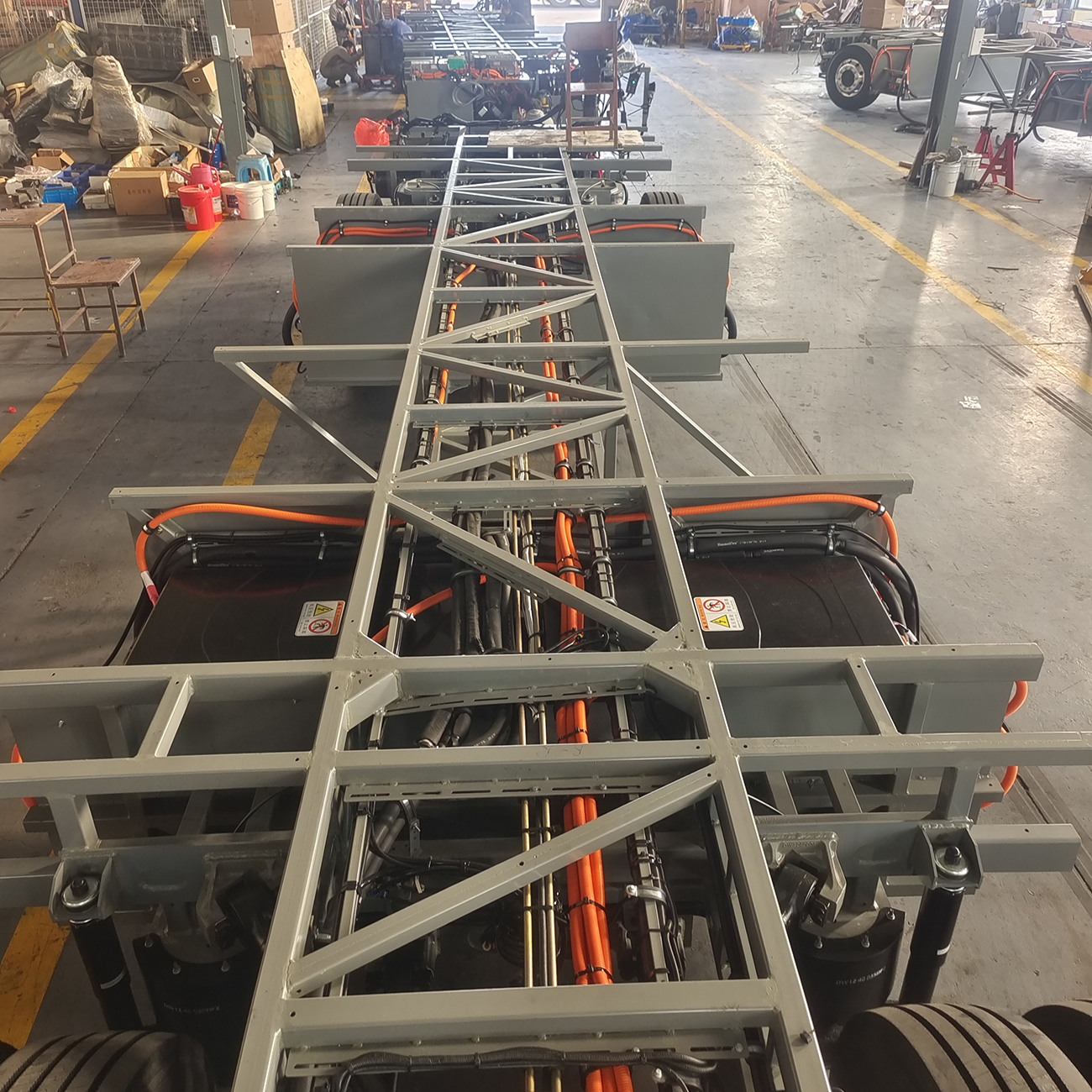 12m Pure Electric Luxury Touring Coach Chassis High-Strength Frame Custom Development Supported