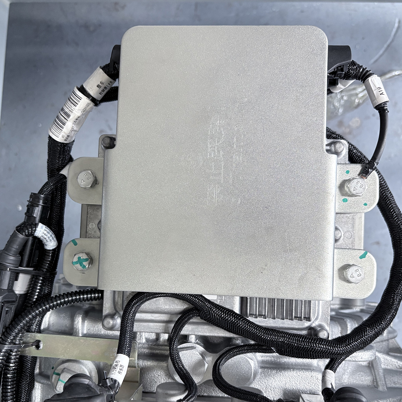 Electric Vehicle Motor, MCU Vcu Electric Bus Truk Motor, MCU Vcu Electric Automobile Parts