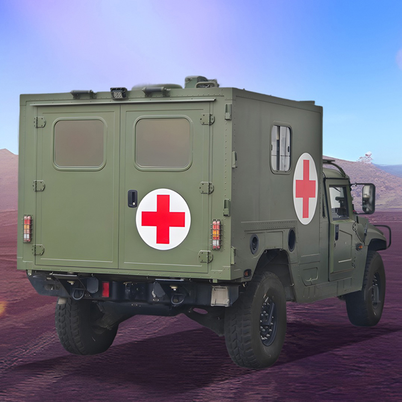China Factory Civil Off-Road 4X4 8 Ton Four-Wheel Drive Protection Ambulance
