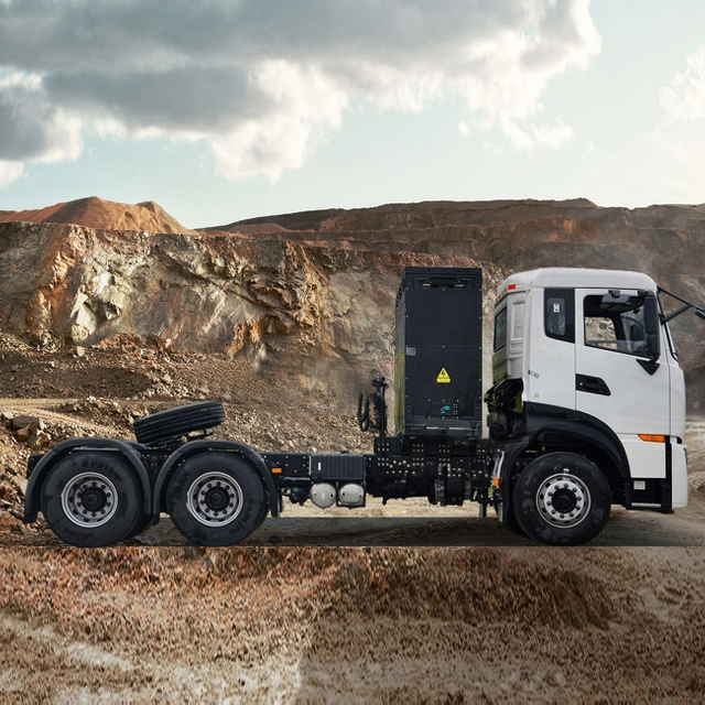6× 4 Electric Heavy Duty Electric Truck Tractor Electric Dump Truck