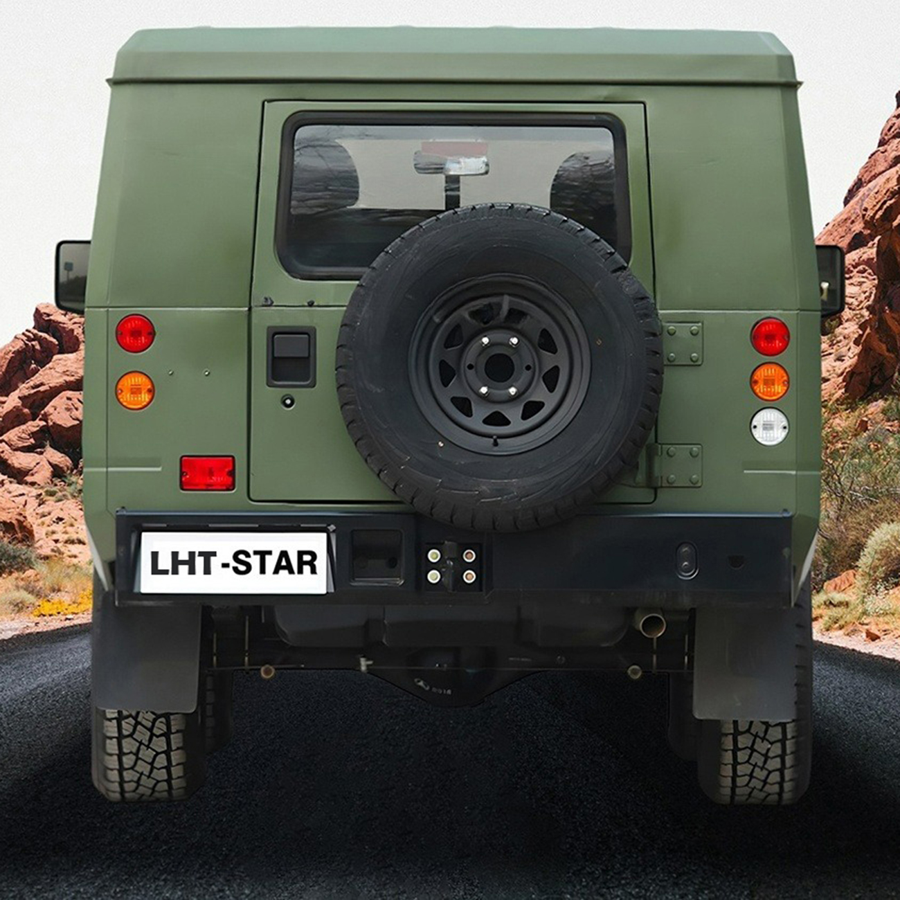 China Factory 4× 4 Tires 4WD Offroad Jeep Mini Jeep