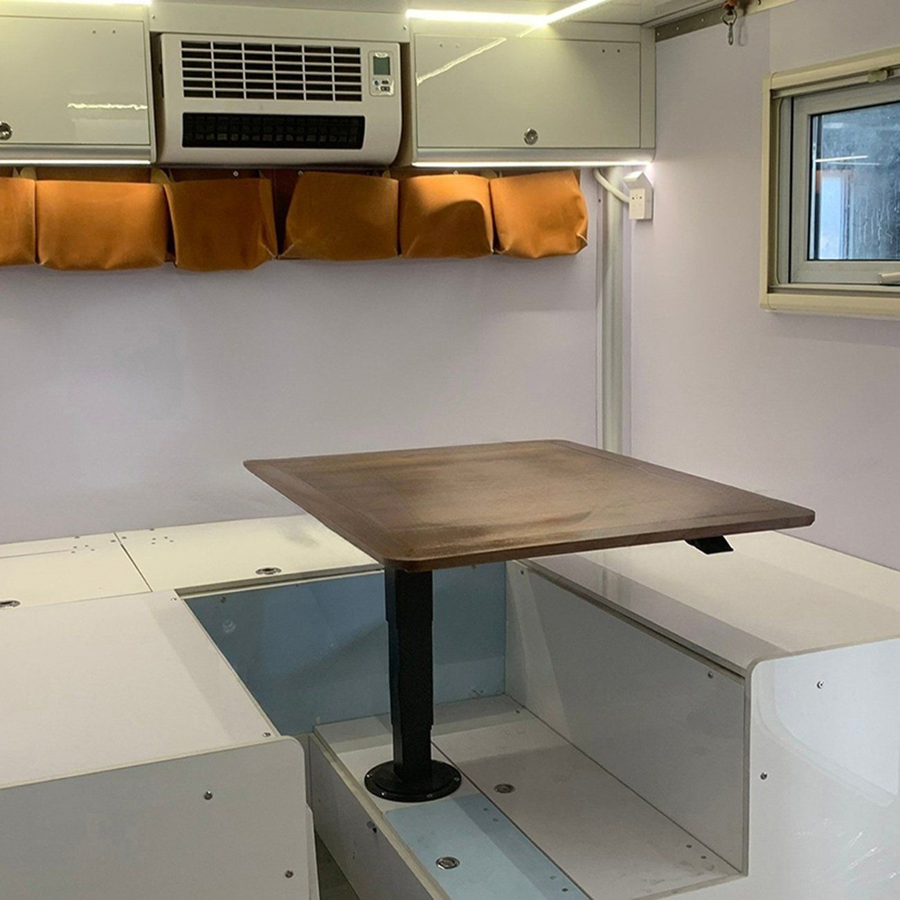 China Factory High Quality, Best Price, Spacious, with Refrigerated Body, RV Compartment