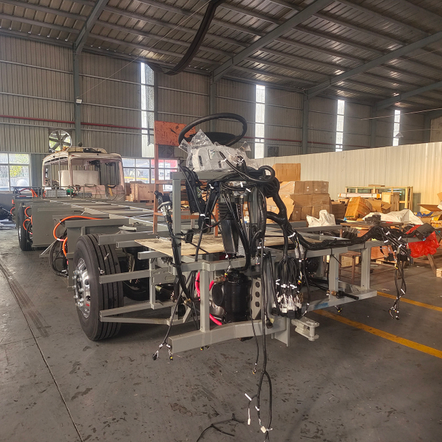 12m Pure Electric Luxury Touring Coach Chassis High-Strength Frame Custom Development Supported