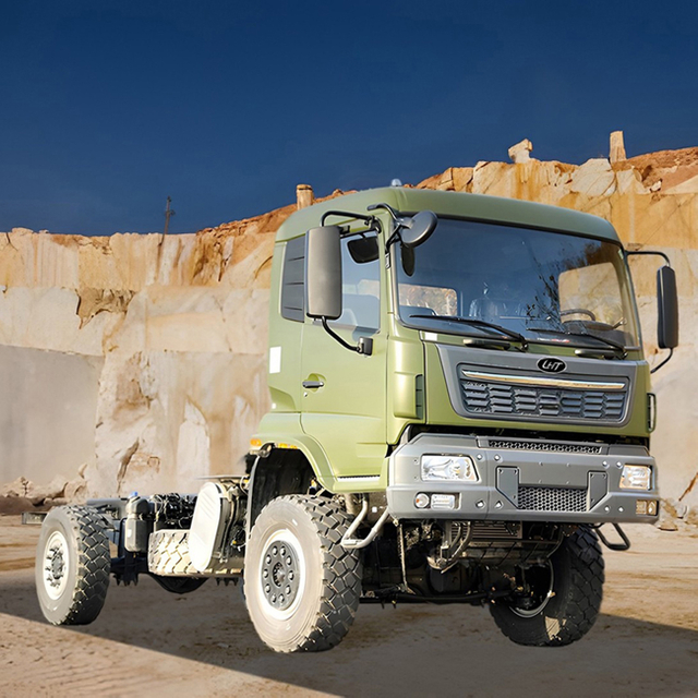 Chinese Factory 4X4 18 Ton Special Civil Truck Chassis