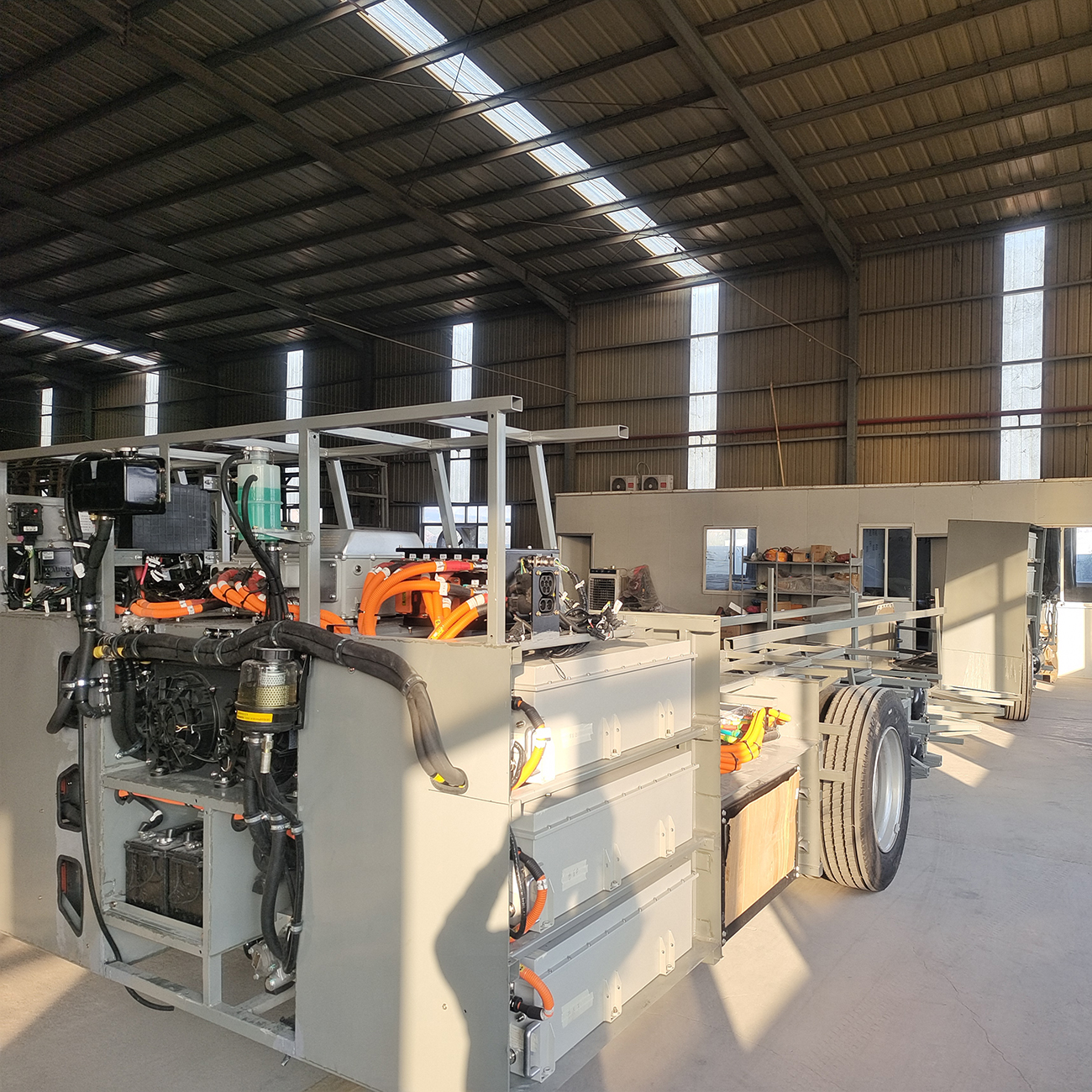 China Factory 12m Electric City Luxury Commuter Bus Chassis Design